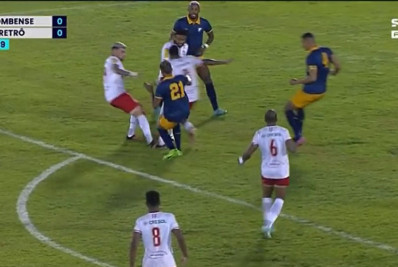 Copa do Brasil: CBF suspende árbitro que marcou pênalti após choque entre dois jogadores da mesma equipe