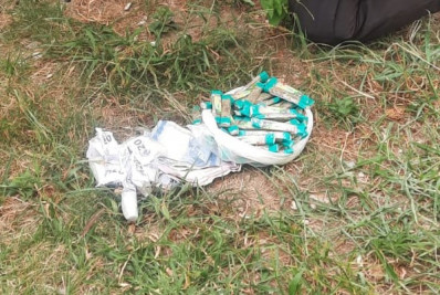 PM prende dois acusados de tráfico de drogas na Região dos Lagos 