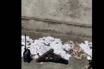 PM prende criminoso com pistola e drogas na Comunidade Az de Ouro, em Nilópolis