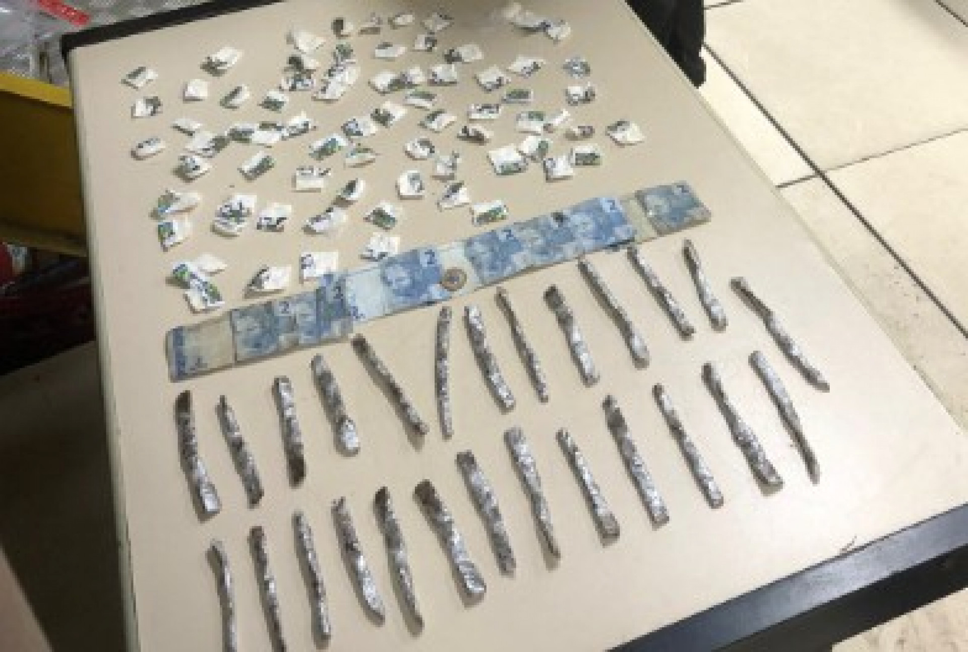 O homem foi encaminhado para a 125&ordf; Delegacia de Pol&iacute;cia (125&ordf; DP) permanecendo preso. - Letycia Rocha (RC24h)