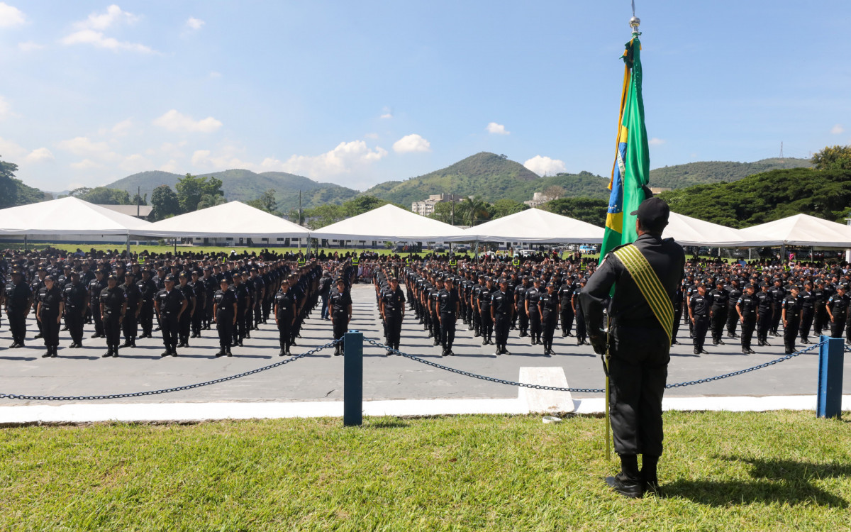 Formatura com os 314 novos soldados da PM aconteceu nesta sexta-feira 