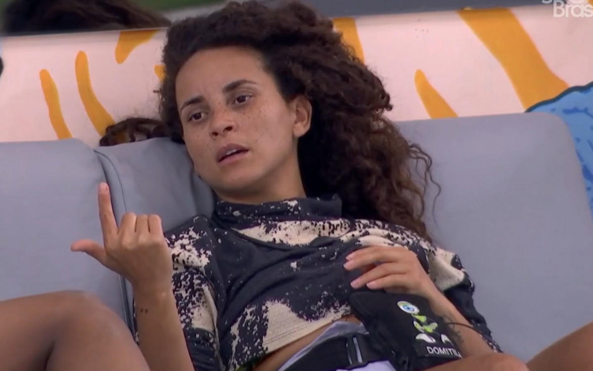 Ap&oacute;s a declara&ccedil;&atilde;o da apresentadora, a equipe de Domitila foi ao Twitter para rebater as acusa&ccedil;&otilde;es: