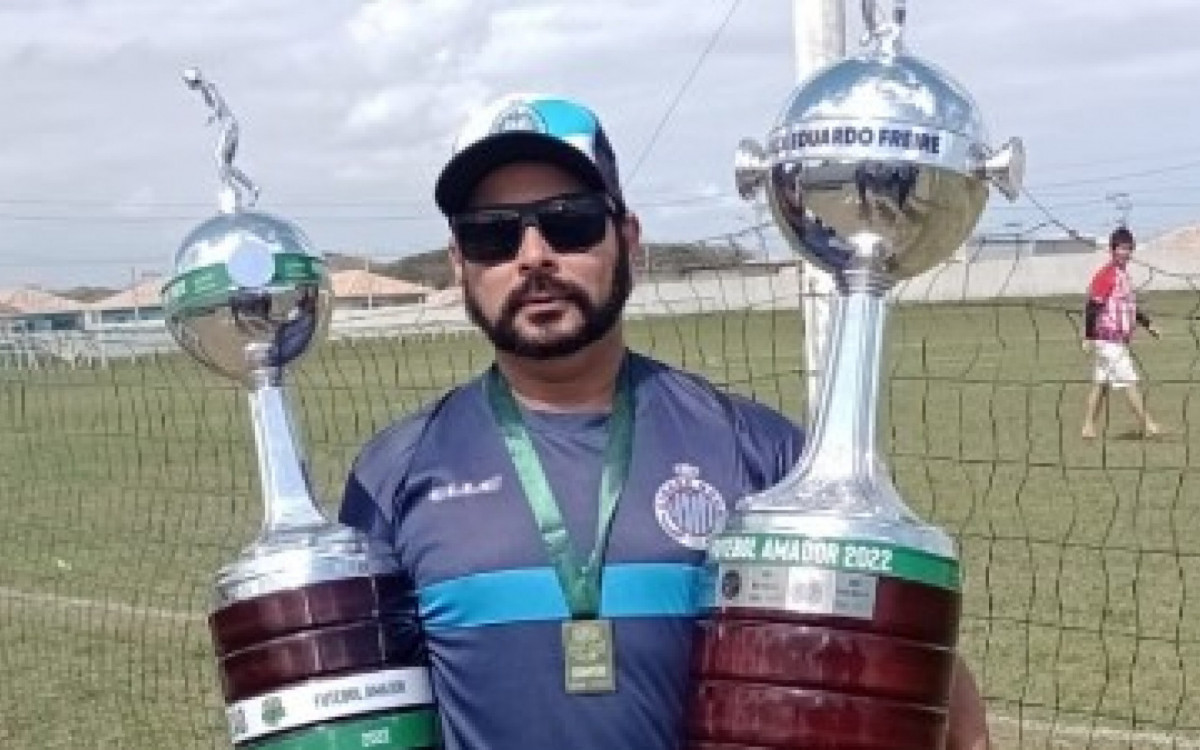 Rodney Mello, t&eacute;cnico do Cidade Nova, foi a &oacute;bito no local do crime &ndash; Foto: Arquivo Pessoal