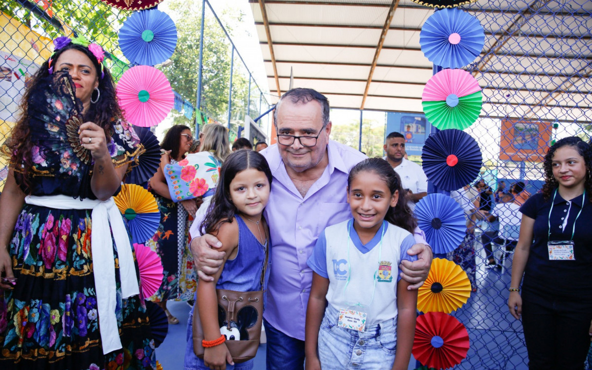 Caxias inaugura escola municipal intercultural M&eacute;xico - Divulga&ccedil;&atilde;o