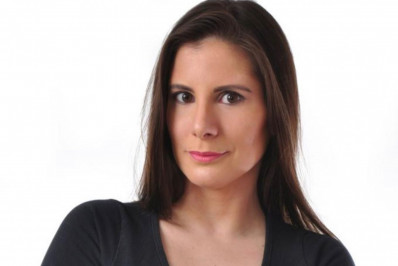 Atriz Evelyn Montesano polemiza ao falar sobre a  fama internacional de Anitta