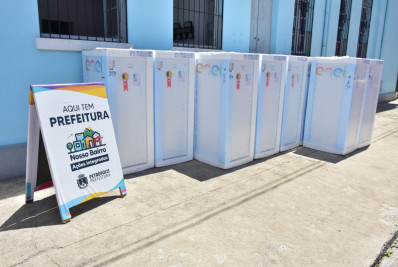Enel Distribuição Rio doa 150 geladeiras para famílias de Petrópolis