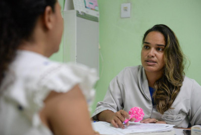 Hospital da Mulher realiza exames de câncer de colo de útero
