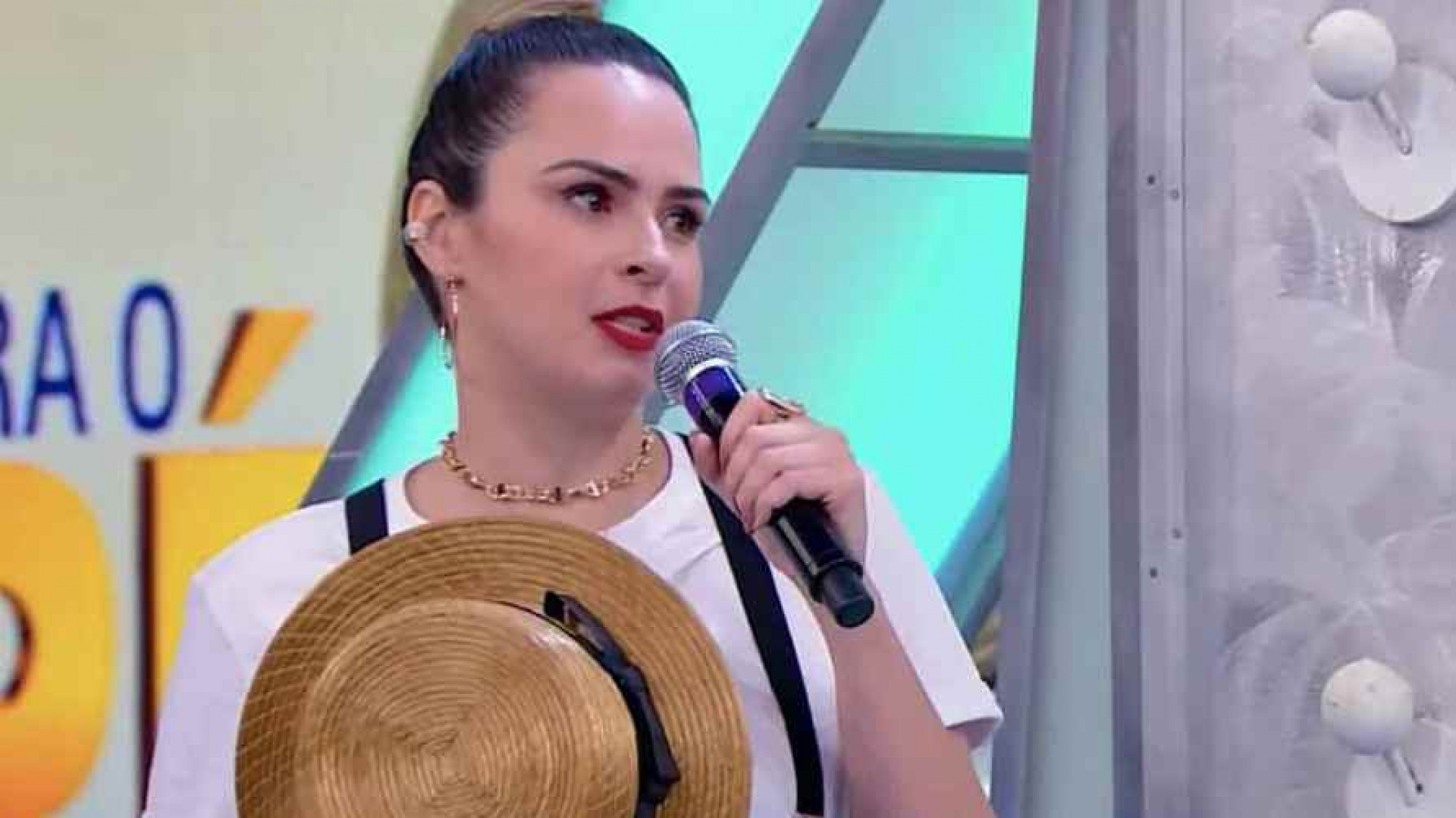 Ana Paula Renault participou da edição do BBB 16. - Reprodução/Internet