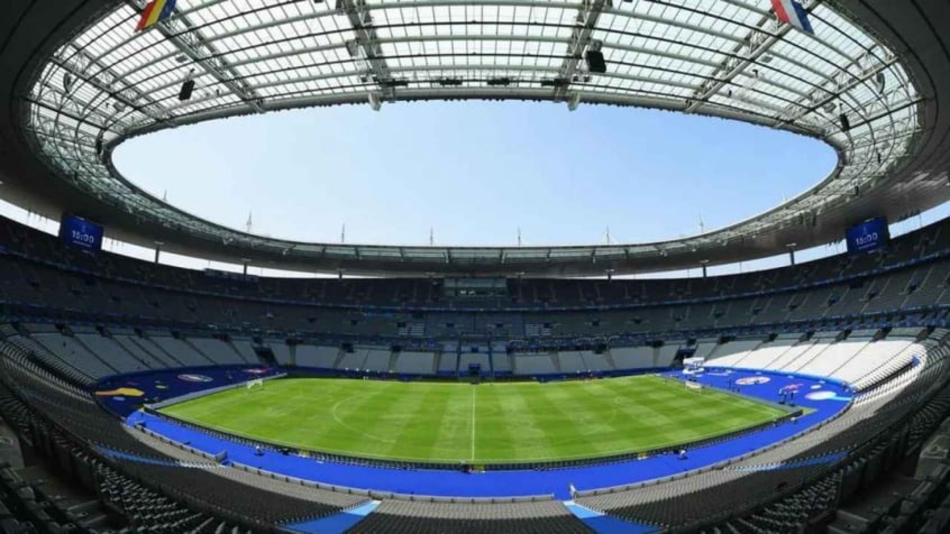 Stade de France pode ser a nova casa do Paris Saint-Germain - Divulgação/UEFA