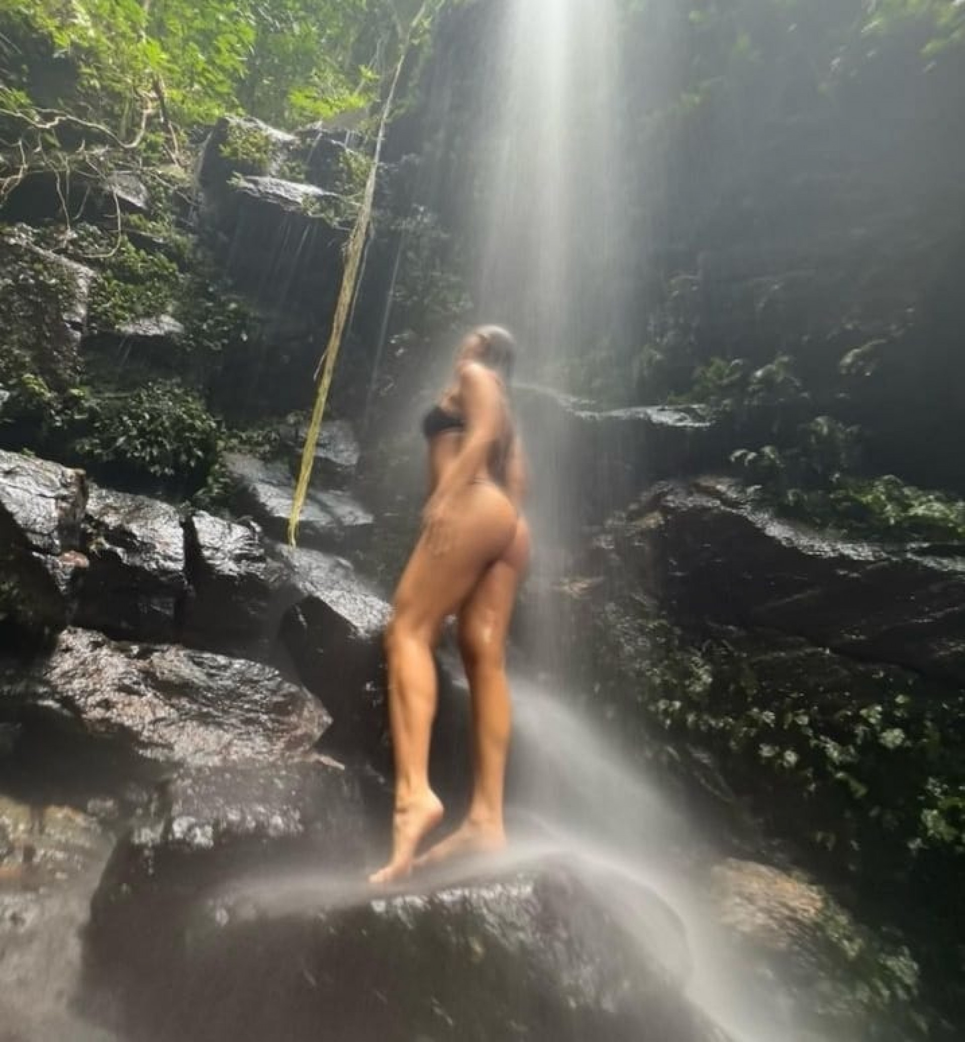 Cintia Dicker  - Reprodução/Instagram