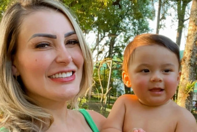 Andressa Urach reencontra filho caçula durante separação conturbada: 'Morrendo de saudade'