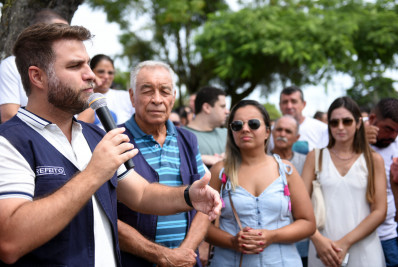 Prefeito anuncia reabertura de usina de açúcar e álcool na Baixada Campista e obras de infraestrutura