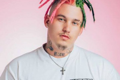 Rapper sul-africano Costa Titch morre no palco durante apresentação