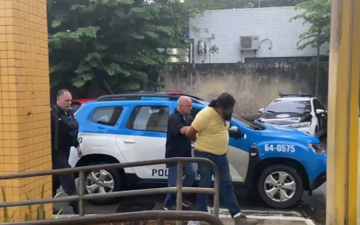 Momento em que Eulisses chega a 67&ordf; DP, em Guapimirim