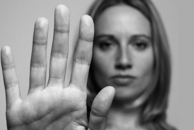 Nova regra para o fim da união estável ajuda mulheres vítimas de abusos