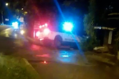 Homem é preso depois de ser atropelado por viatura da PM em Petrópolis