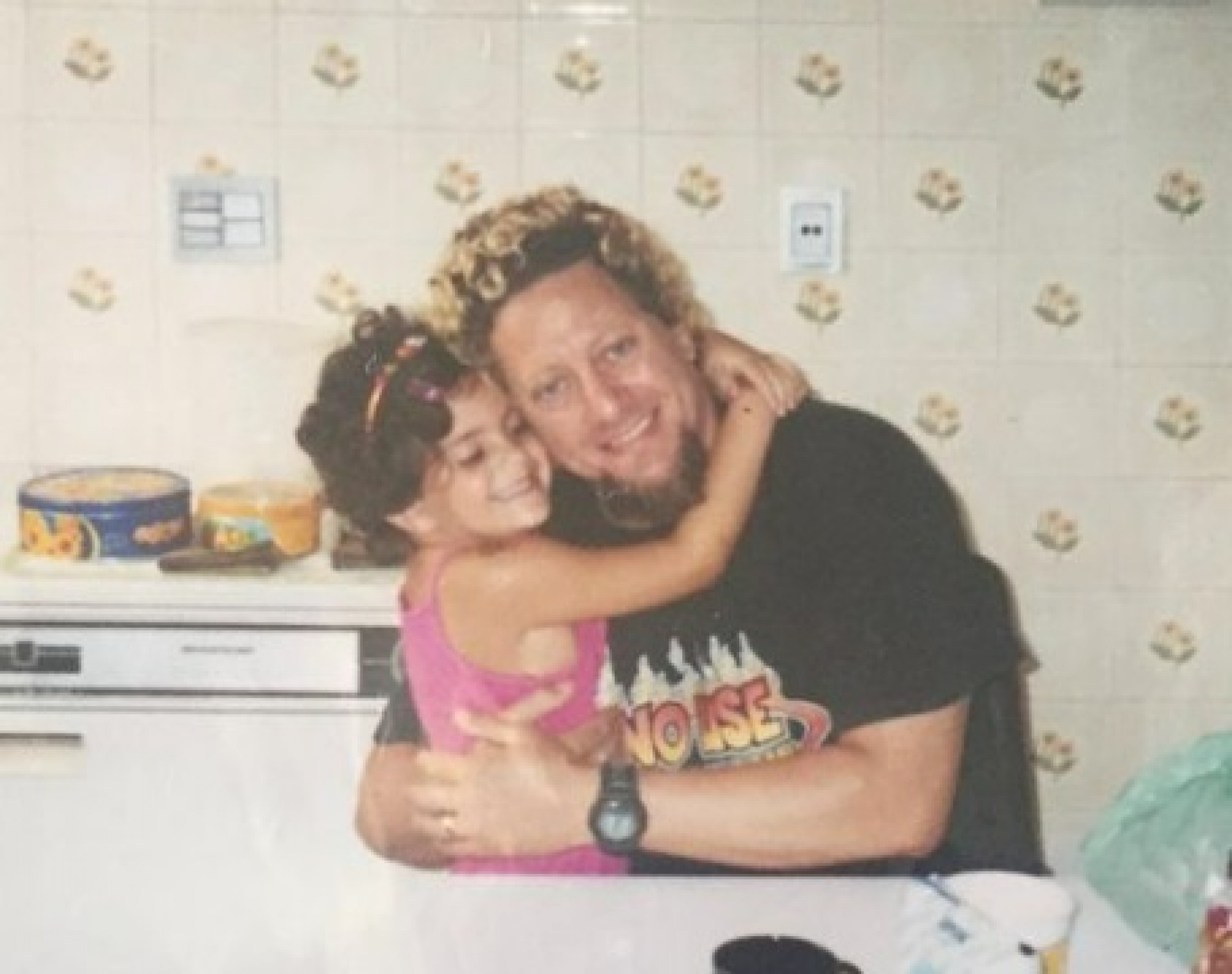 Nina compartilha fotos da infância ao lado do pai, Canisso - Reprodução do Instagram 