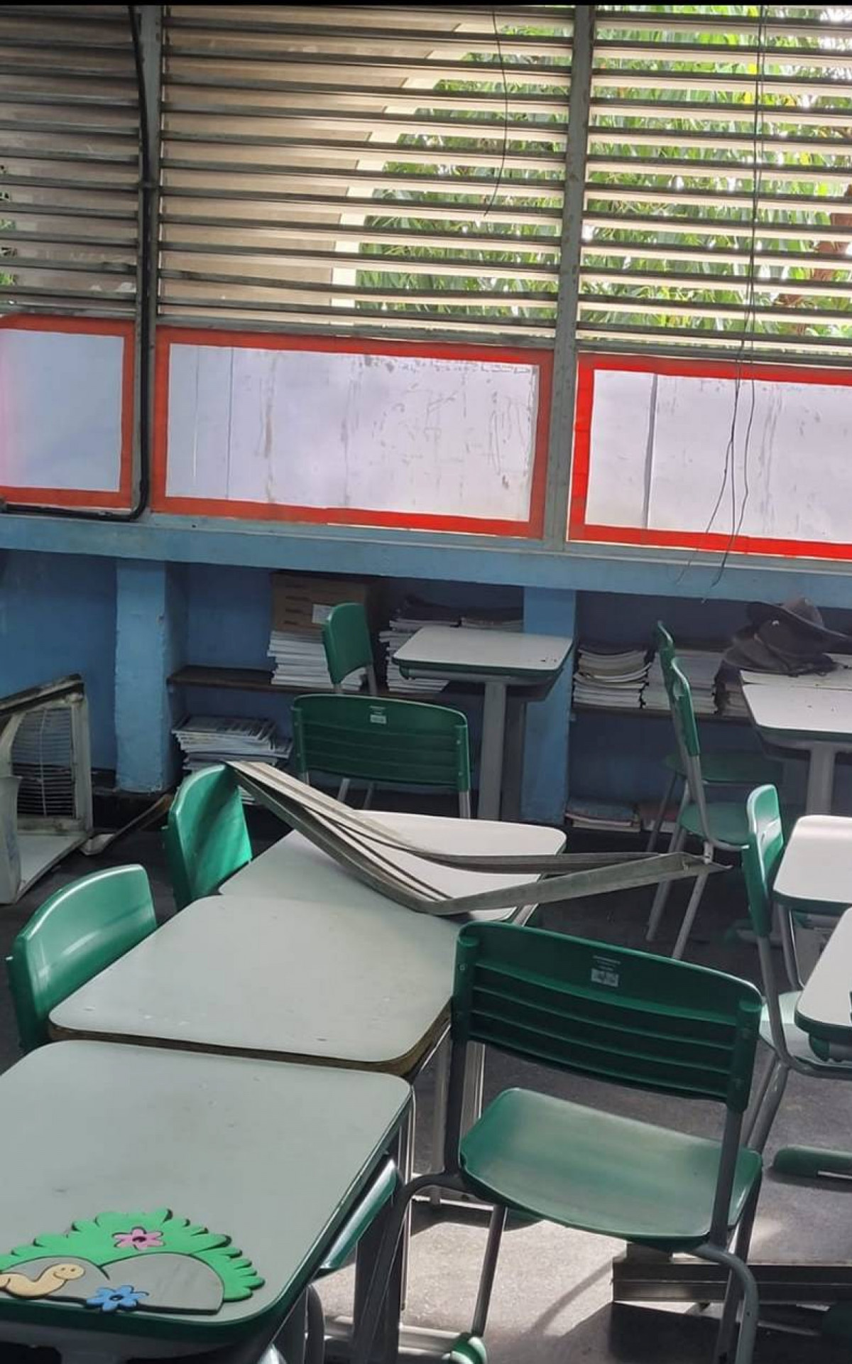 Nesta segunda (13) a escola foi furtada pela 4º vez e alunos ficaram sem aulas - Arquivo Pessoal