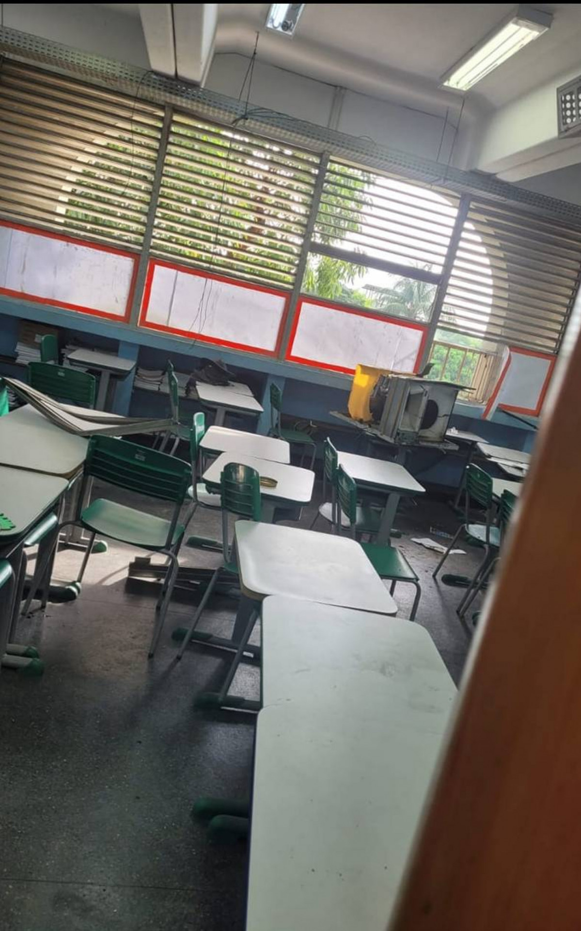 Nesta segunda (13) a escola foi furtada pela 4º vez e alunos ficaram sem aulas - Arquivo Pessoal