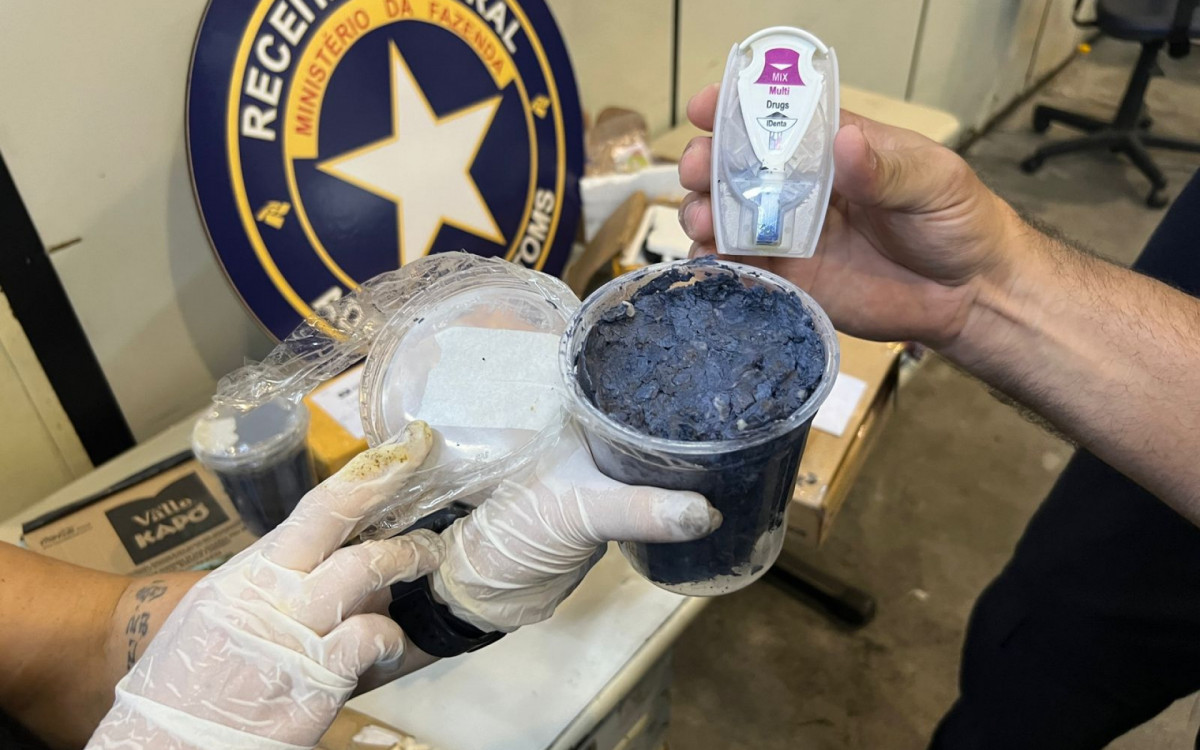 O material foi encontrado em 80 remessas