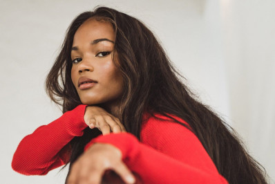 Agnes Nunes faz turnê na Europa e fala sobre ser inspiração para jovens artistas: 'O cenário hoje é de força'