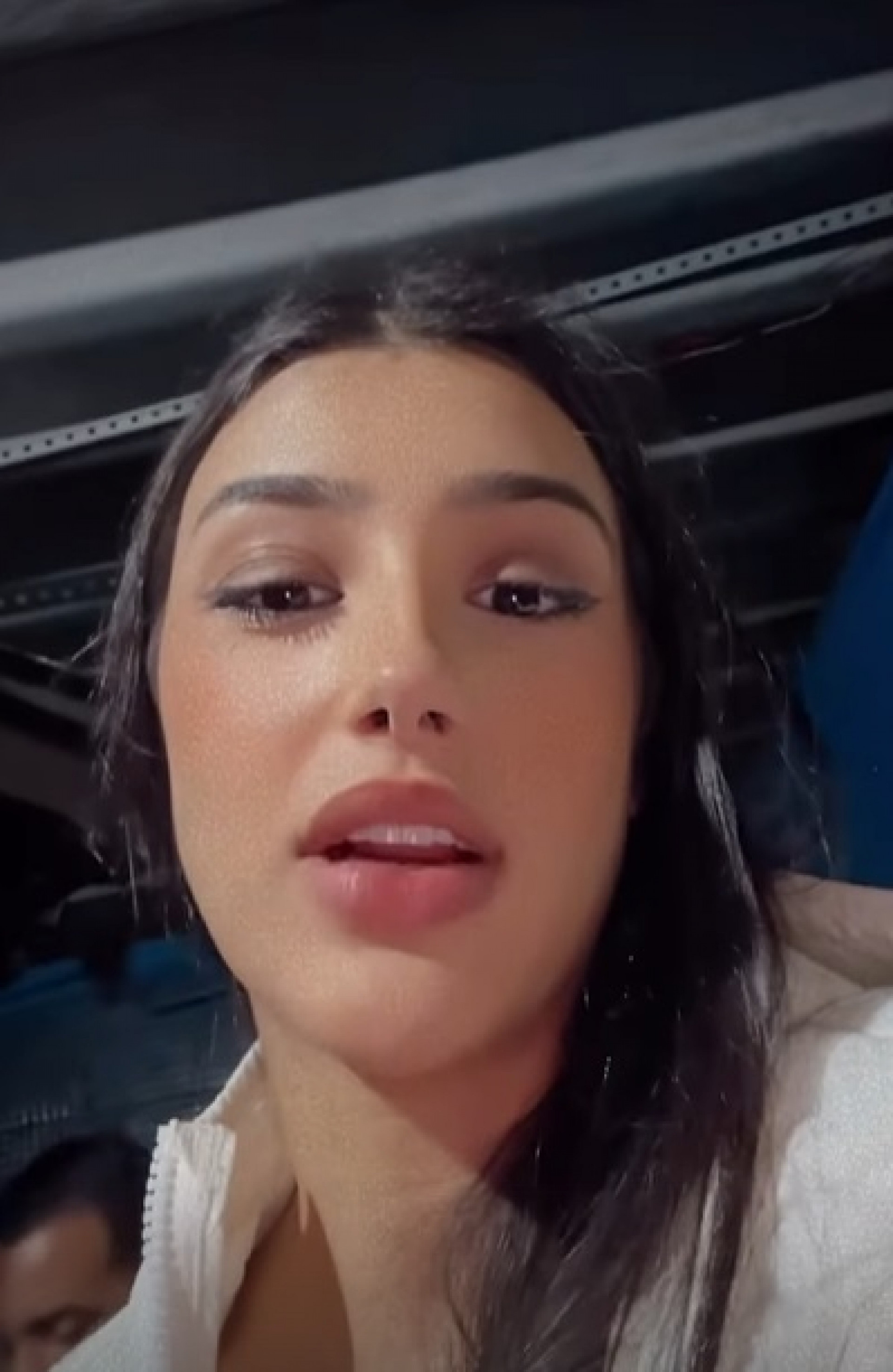 Bia Miranda dá detalhes sobre acidente de Kart - Reprodução de vídeo