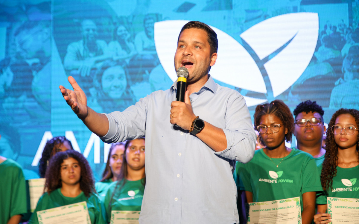 Cerim&ocirc;nia no Maracan&atilde;zinho marcou a conclus&atilde;o da capacita&ccedil;&atilde;o ambiental de mais de 900 jovens