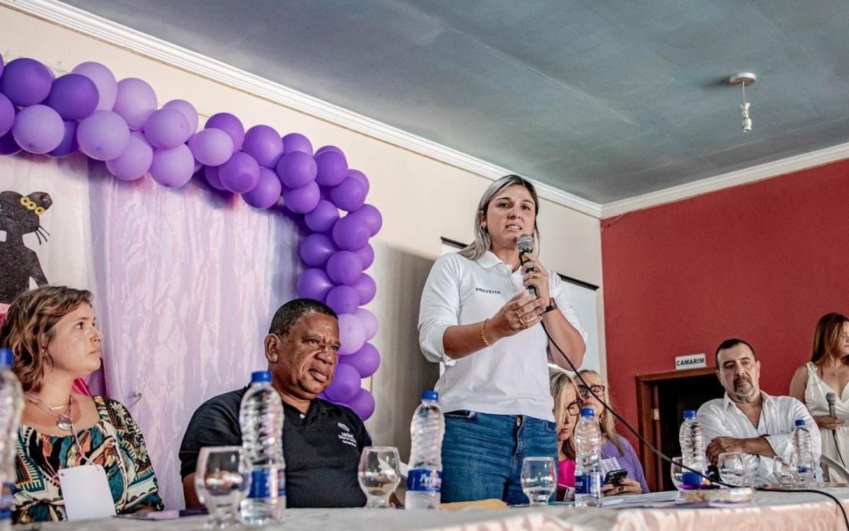 A prefeita de Guapimirim, Marina Rocha, destaca a import&acirc;ncia do evento e dos temas abordados