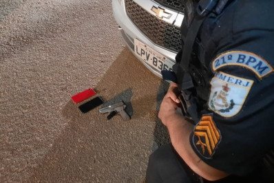 Trio é preso com carro roubado em Vilar dos Teles, São João de Meriti