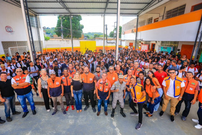 Defesa Civil orienta alunos e professores em simulado de incêndio em Belford Roxo