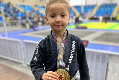Menino de 6 anos se inspira em Mica Galvão para brilhar no Jiu-Jitsu