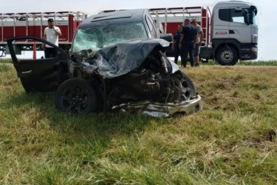 Filho de técnico carrasco do Flamengo é detido após sua mulher morrer em acidente de carro