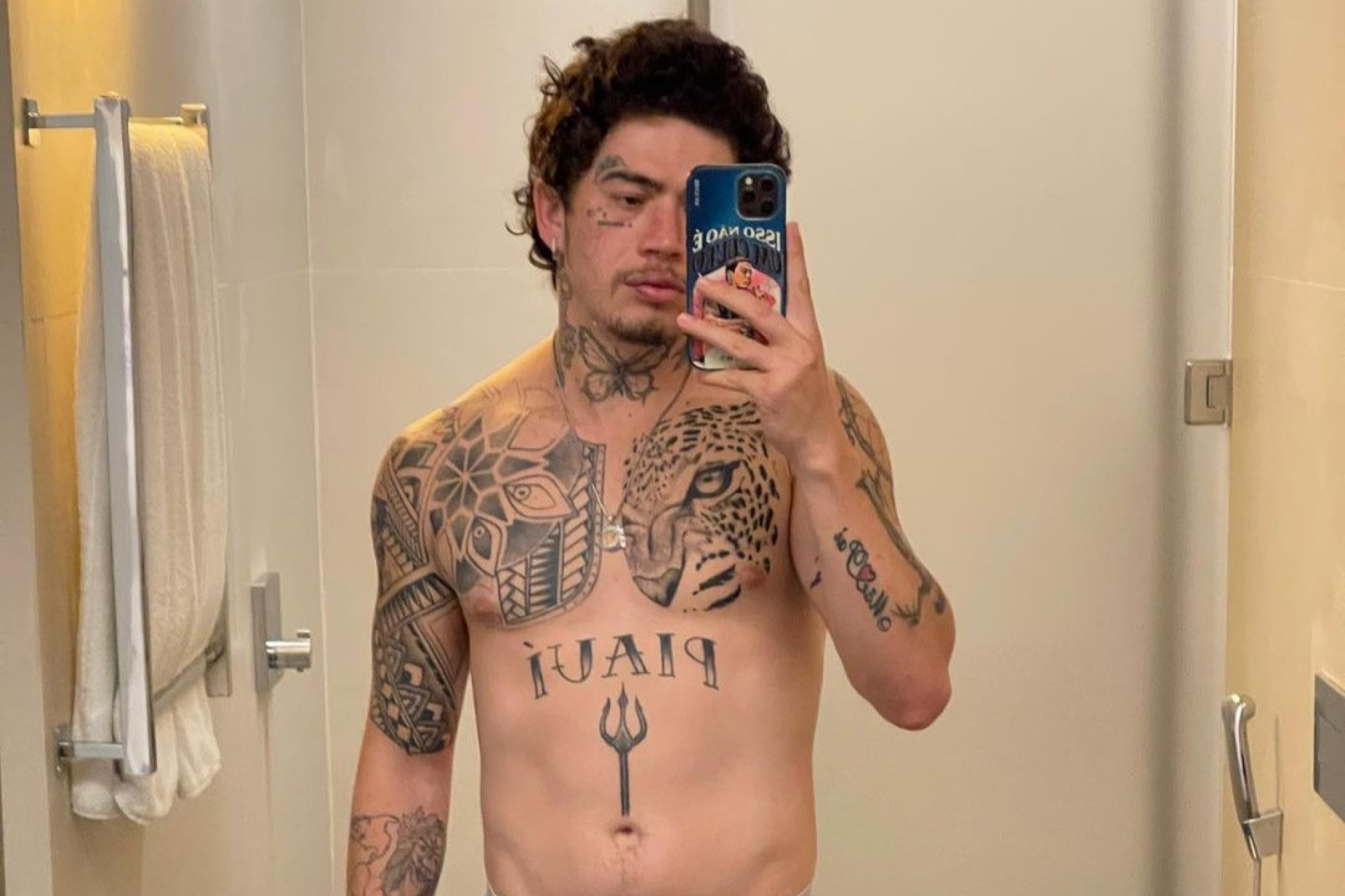 Whindersson Nunes surpreendeu os fãs ao mostrar bumbum em foto postada nas redes sociais - Reprodução/Instagram