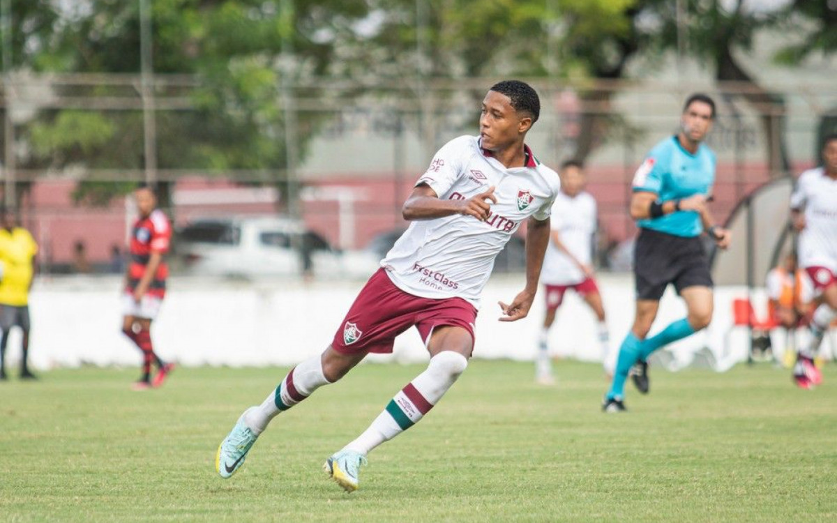 Isaac em a&ccedil;&atilde;o no Fla-Flu do Brasileir&atilde;o sub-20 na &uacute;ltima segunda-feira