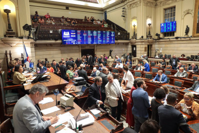 Desde fevereiro, 233 vetos entraram na pauta da Câmara do Rio