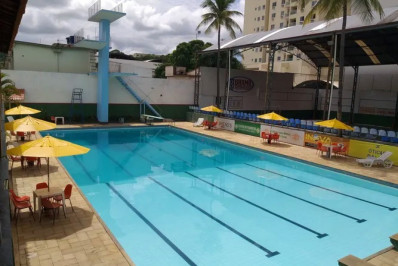 Esportes: estão abertas vagas para aulas de saltos ornamentais