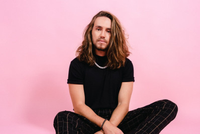 Grátis: Vitor Kley e Projota fazem show na Praia de Ipanema 