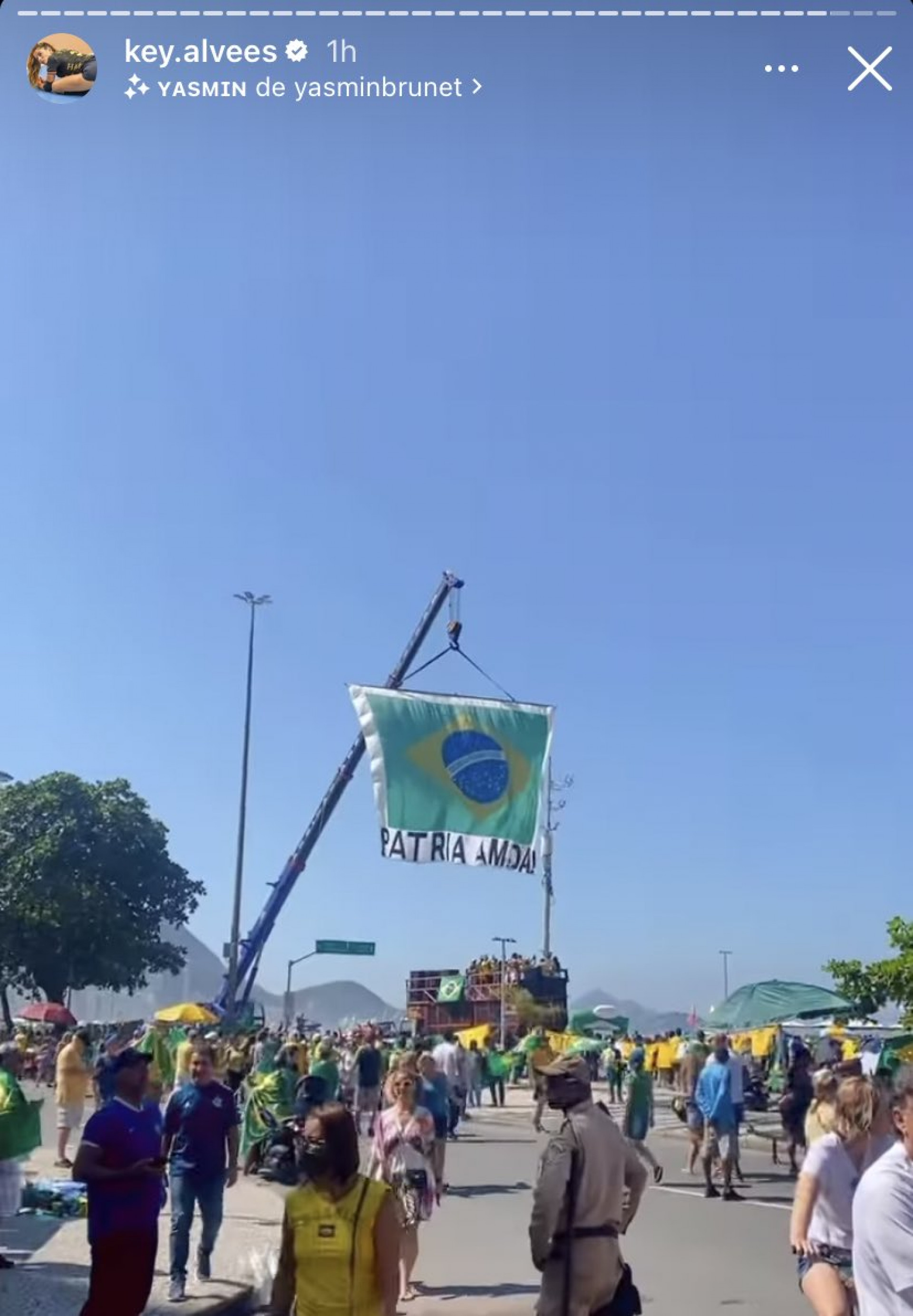 Key Alves já postou foto de manifestação a favor de Bolsonaro - Reprodução Internet
