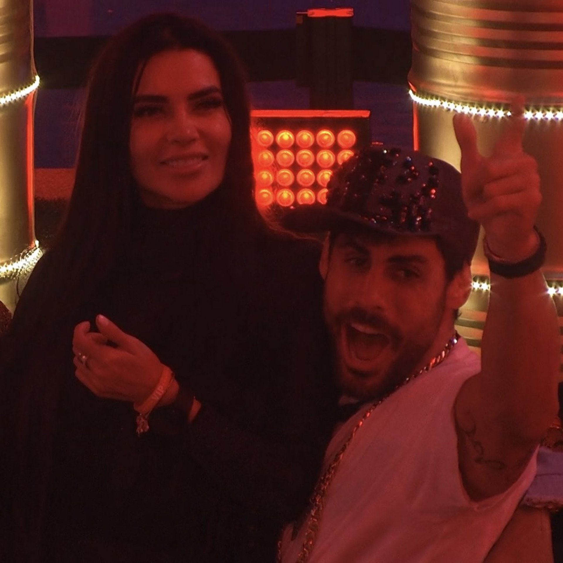 Dania e Cara de Sapato na festa - Reprodução