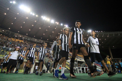 Botafogo leva prejuízo financeiro em goleada sobre o Brasiliense