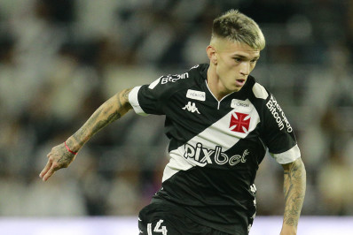Contratação mais cara do elenco, Orellano tem início complicado pelo Vasco