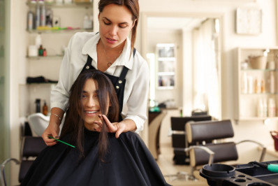 Salão de beleza abre vagas no Rio de Janeiro