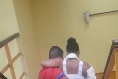 Mulher tem pé e braço fraturados pelo namorado durante briga