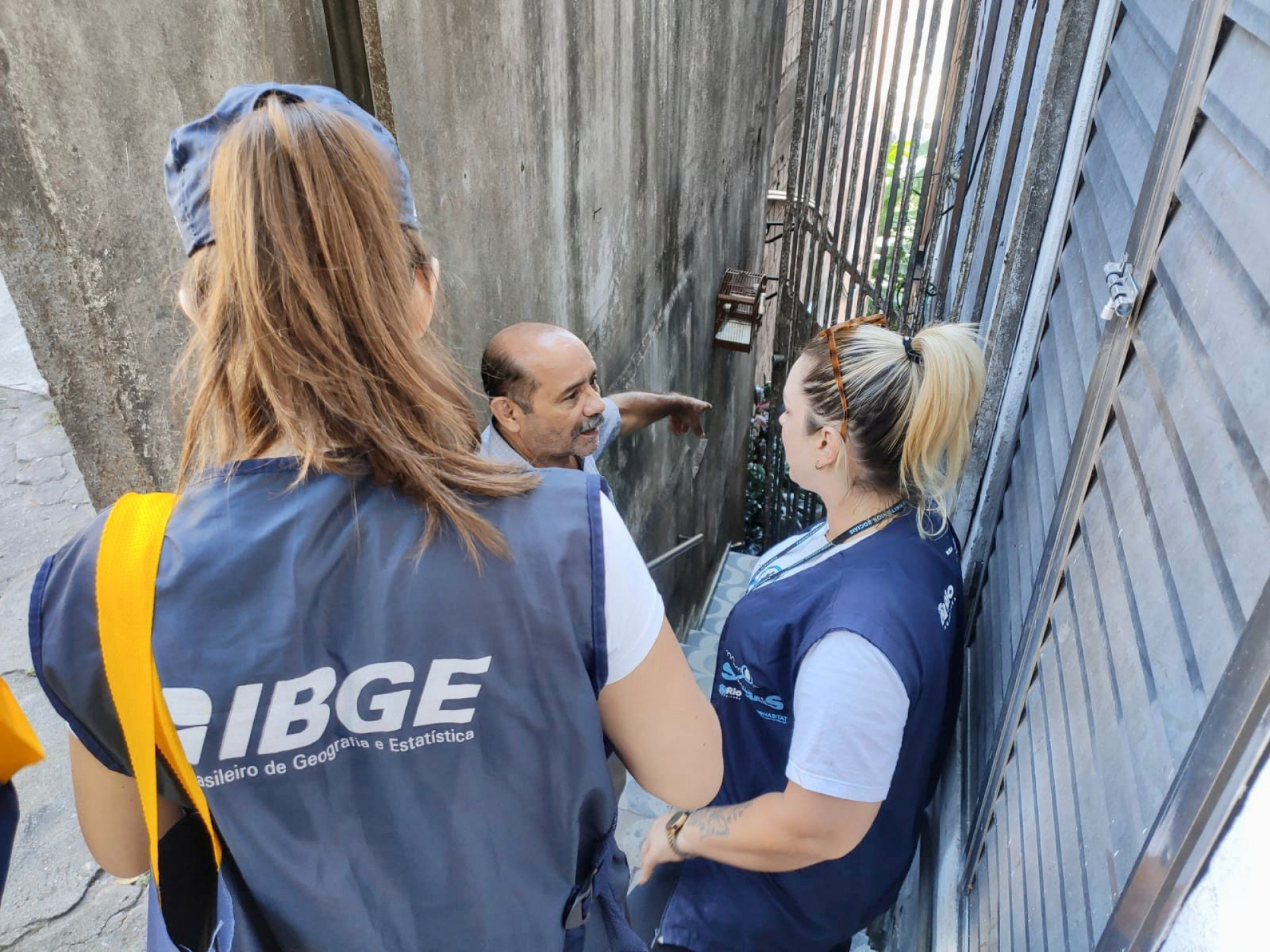 Os agentes buscaram moradores que estavam ausentes no momento da visita ou que se recusaram a responder o questionário - Divulgação / Instituto Pereira Passos