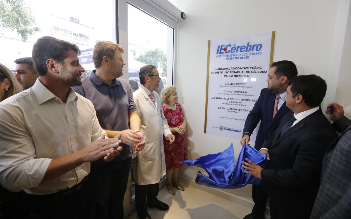 Na presença do governador e do secretário de saúde, novo prédio do Instituto Estadual do Cérebro Paulo Niemeyer é inaugurado