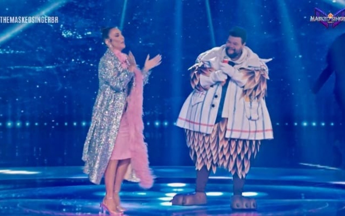 Babu Santana era a coruja do 'The Masked Singer' - Reprodução de Vídeo