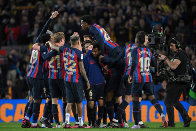 Com emoção, Barcelona vira no fim sobre o Real Madrid e dispara no Campeonato Espanhol 