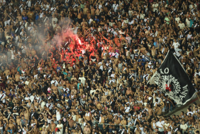 Vasco pede para mandar jogo contra o Palmeiras no Maracanã, mas aguarda resposta há 10 dias