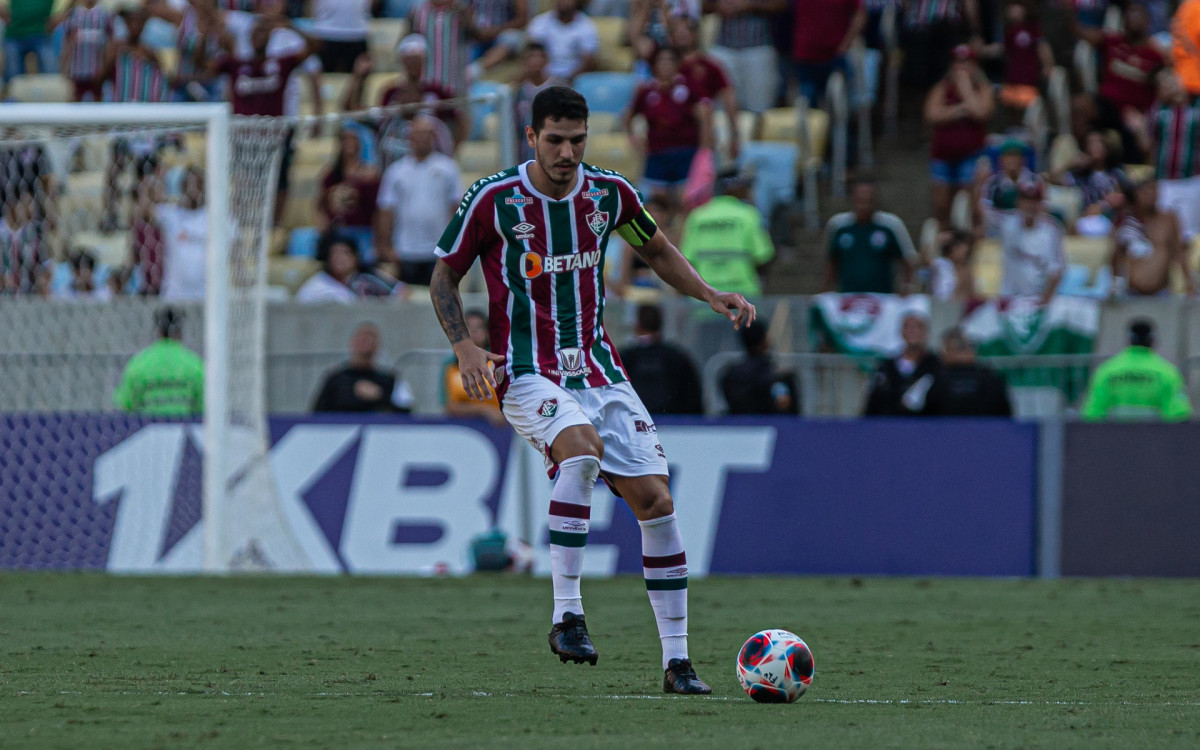 Nino em ação na sua 200ª partida com a camisa do Fluminense