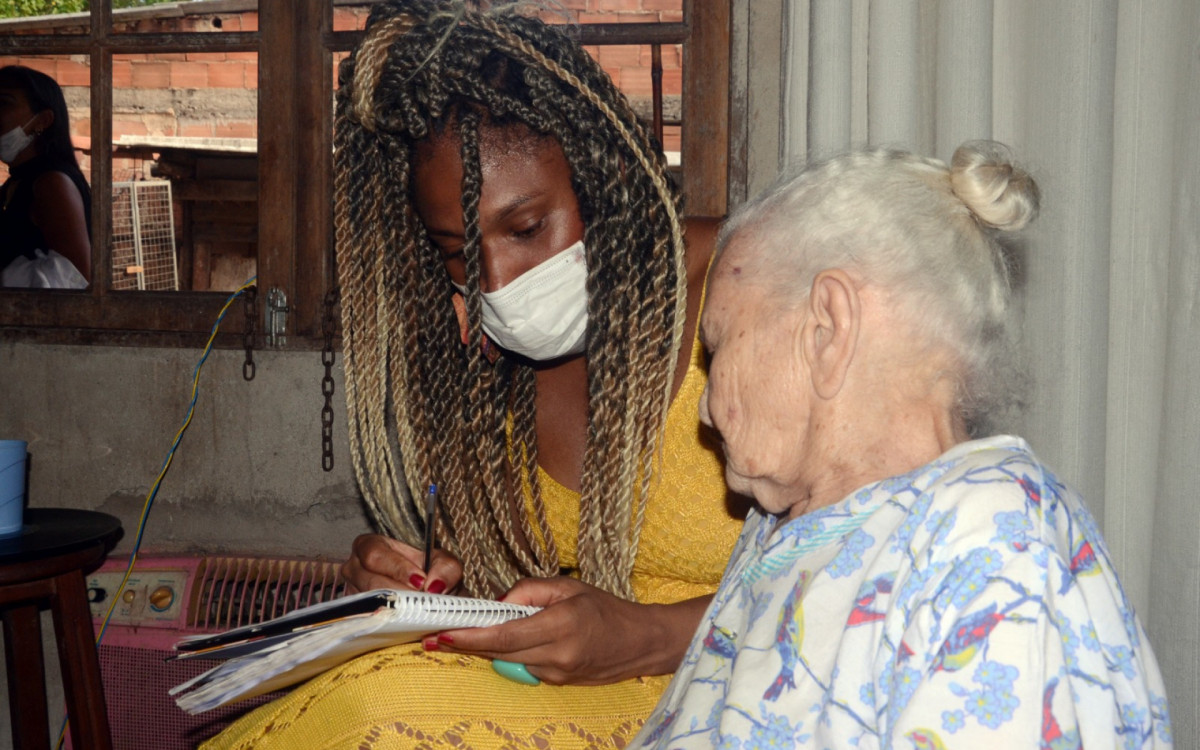 Programa de sa&uacute;de do idoso em Mag&eacute; - Divulga&ccedil;&atilde;o